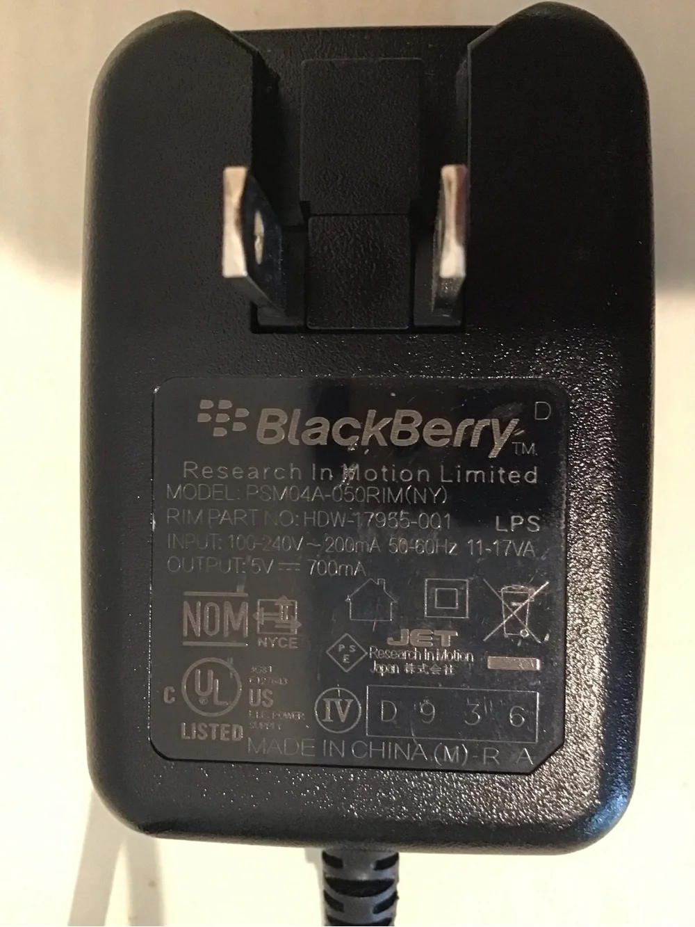 BlackBerry Wall Charger with Cable - Black